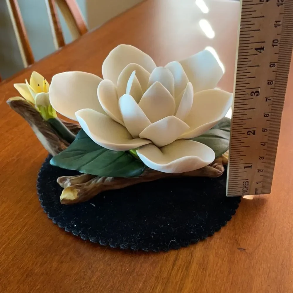 Napoleon Italy Porcelain Magnolia Flower